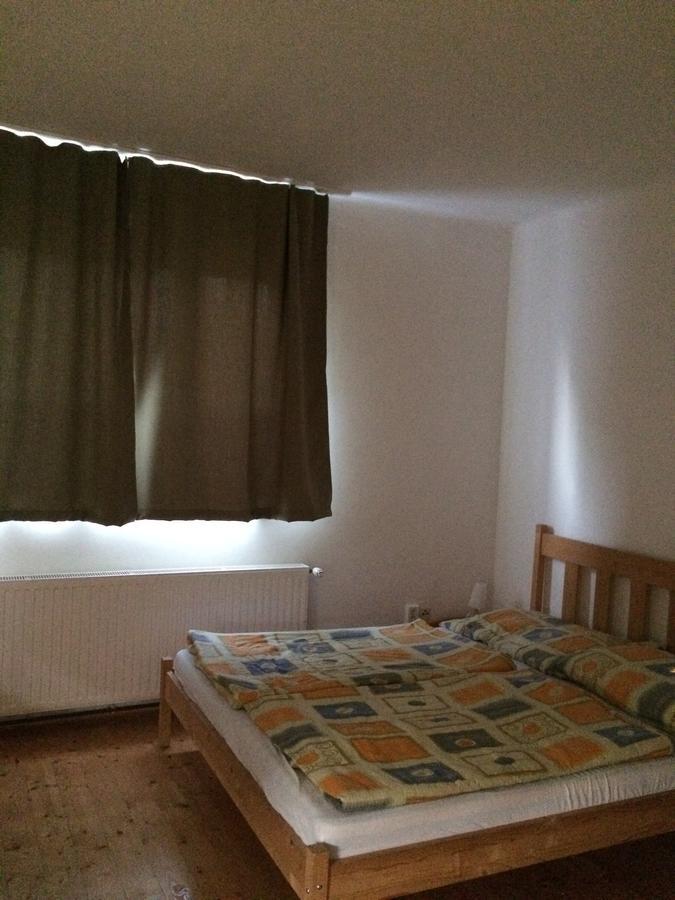מלון Balatonszárszó Fasor Vendeghaz מראה חיצוני תמונה
